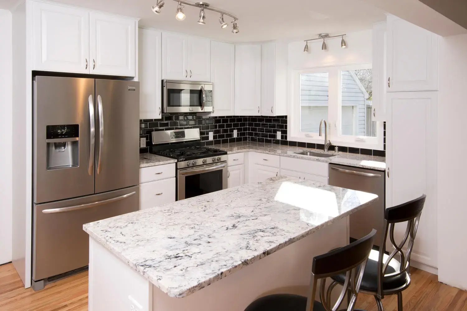 BloomingtonMNRemodeler028