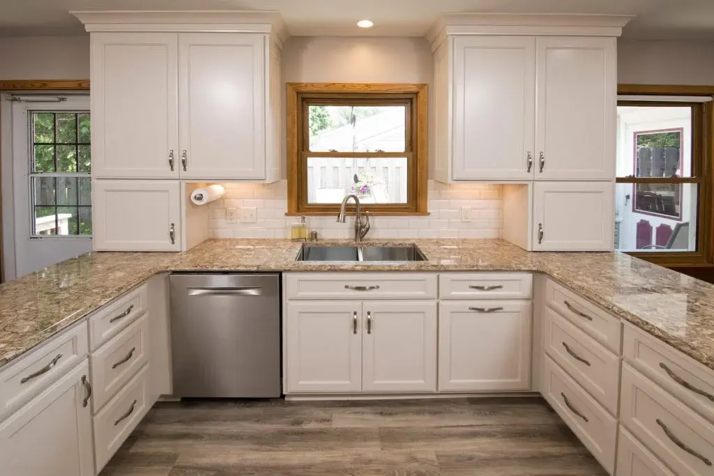 1718-W-66th-St-Minneapolis-MN-large-011-7-17-1500x1000-72dpi-1024x683.jpg