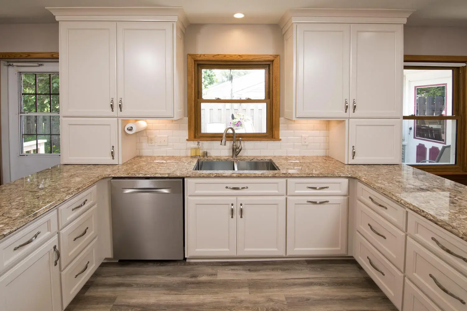1718-W-66th-St-Minneapolis-MN-large-011-7-17-1500x1000-72dpi.jpg